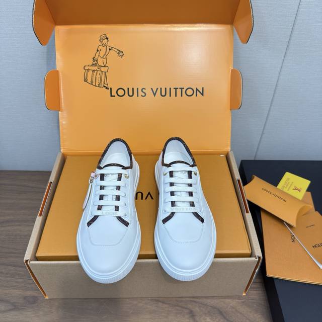 Lv Louis Vuitton 2025 new top-of-the-line white sneakers. This premium canvas sh