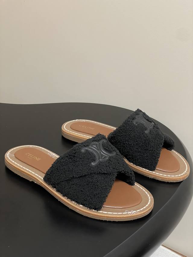 Top quality 25Ss spring and summer new Celine Lympia twisted plush slippers Arc