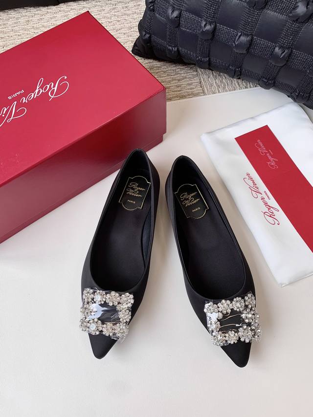 Roger Vivie* RV silk diamond buckle flats, good quality, good quantity and price