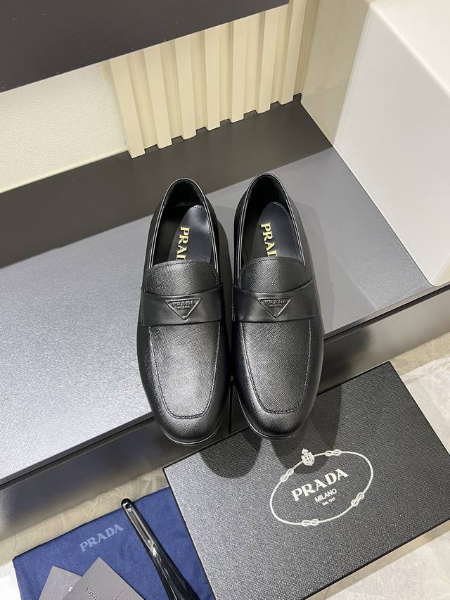 PRAD* Official Website New Pra* Men's Business Casual Leather Shoes, Top-Quality