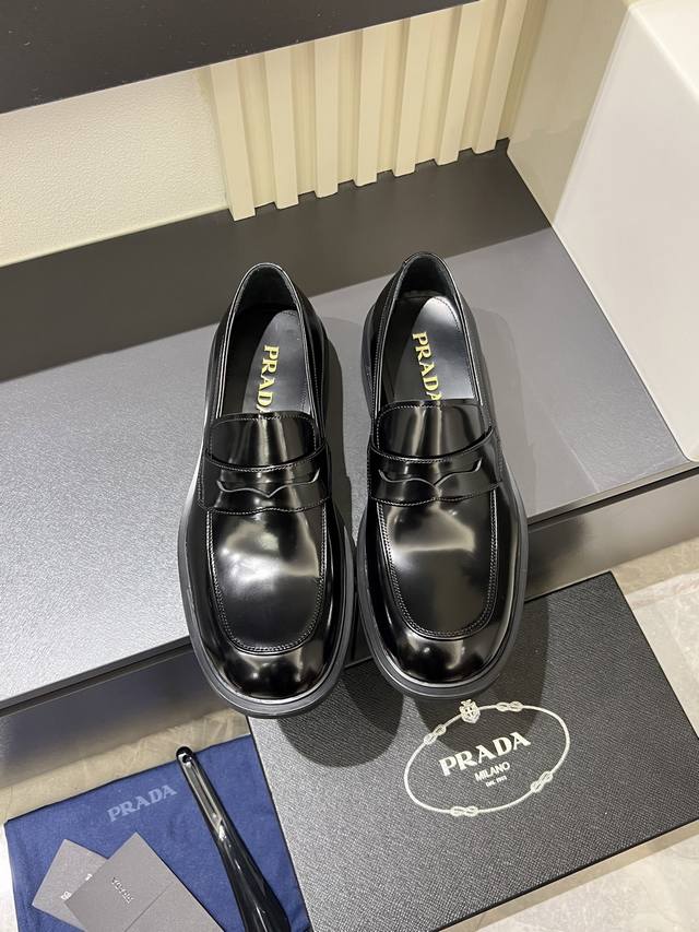 PRAD* New men's casual leather shoes, made with imported split-edge calfskin for