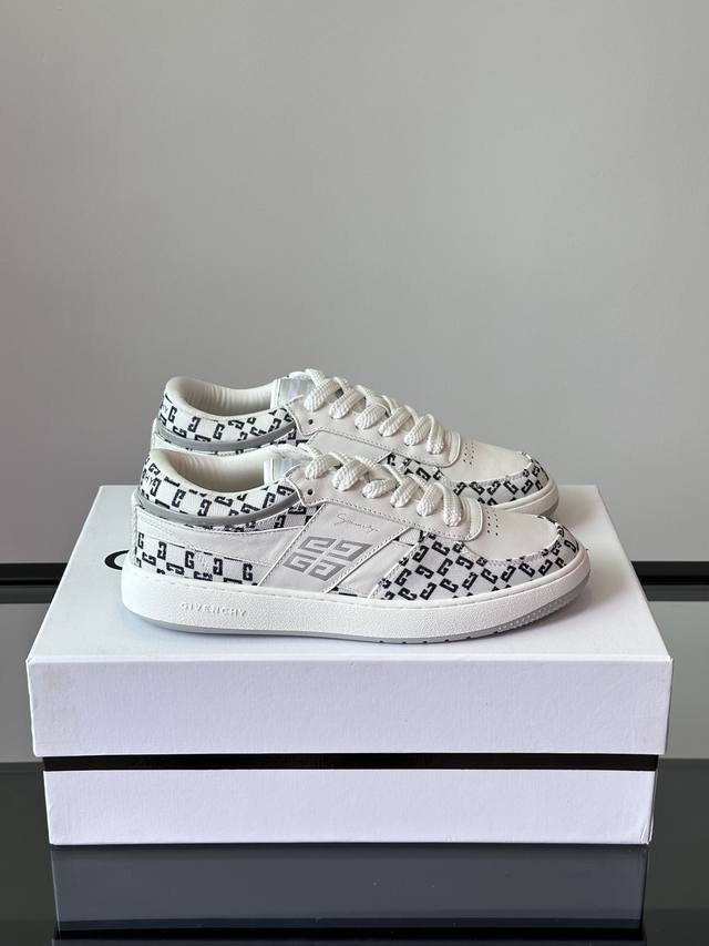 Givench* men's low-top casual sneakers, made of imported top-grain cowhide leath