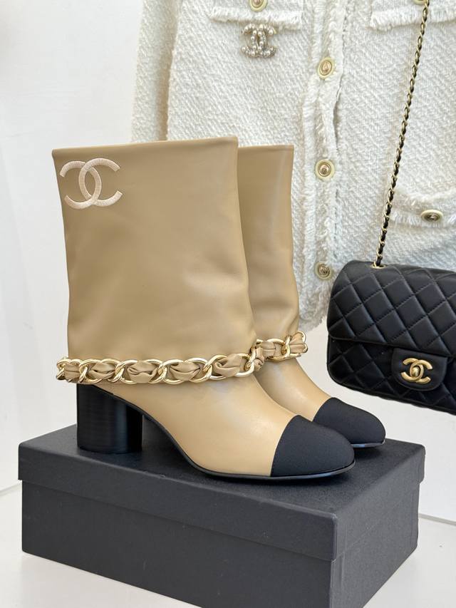 Factory Price P Short Boots and Long Boots Chane*
