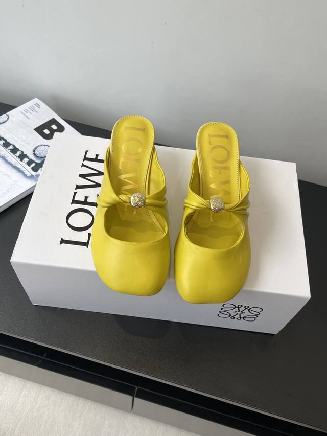 Loewe 25Ss new spring/summer sandals, a super-hot brand this year, have been rec
