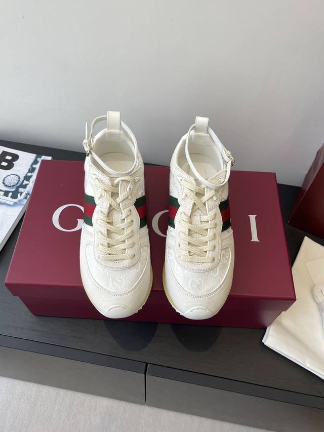 Gucci's new 2025 Re-Motion series sneakers, Forrest Gump shoes for women. These