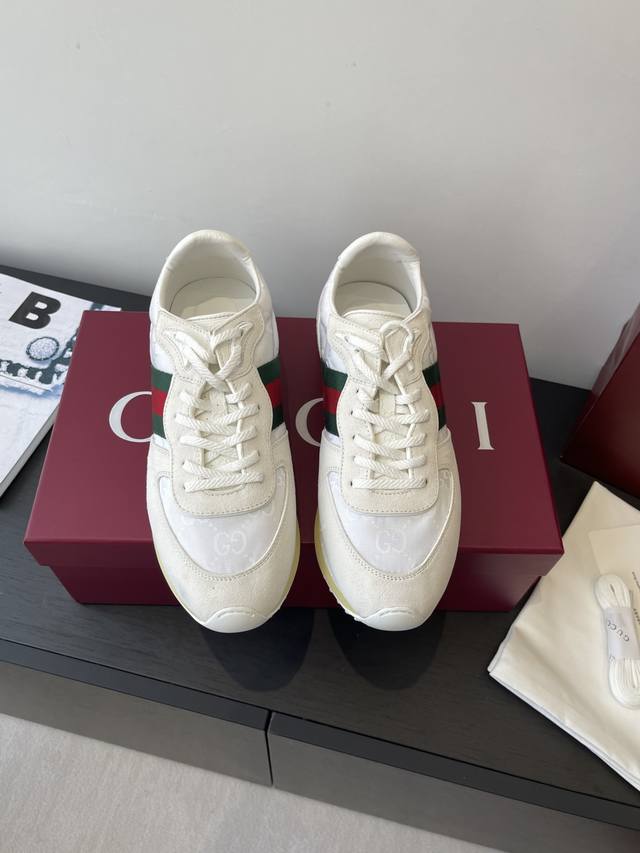 Gucci's new 2025 Re-Motion series sneakers, Forrest Gump shoes for men. These sn