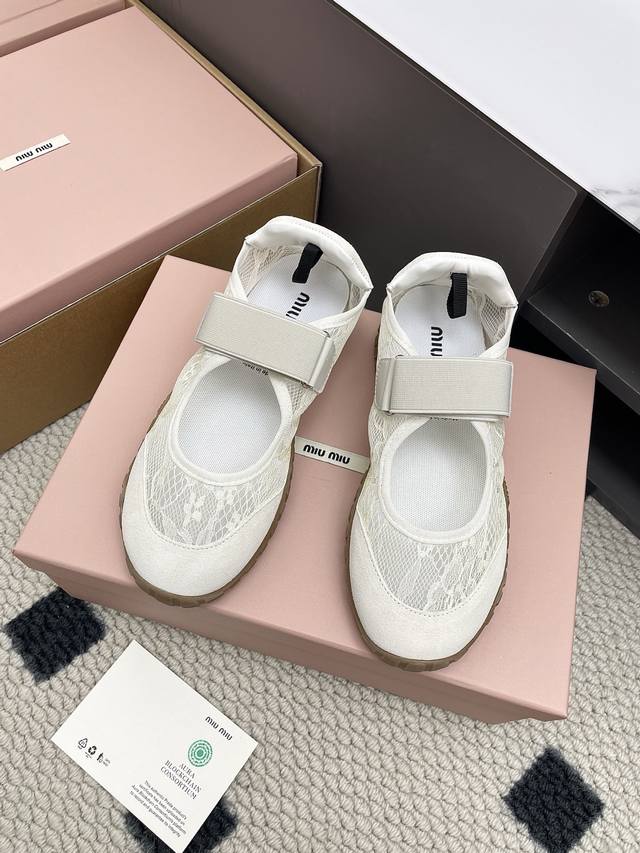 Shopping-grade Miu Miu 25Ss spring/summer new runway models. Miu Miu Dexun shoes