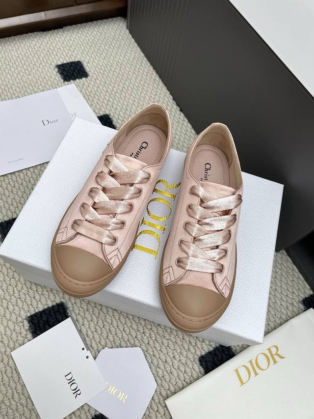 Dior's latest Lucky series satin white shoes, casual sneakers, original purchase