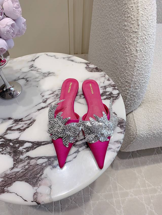 Factory Price: P Balencia G* Classic flat slippers. Hand-sewn Bling Bling sequin