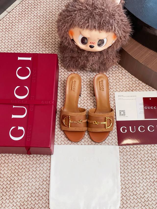 Gucci mid-heeled slippers. Developed and crafted entirely by ZP, using custom ma