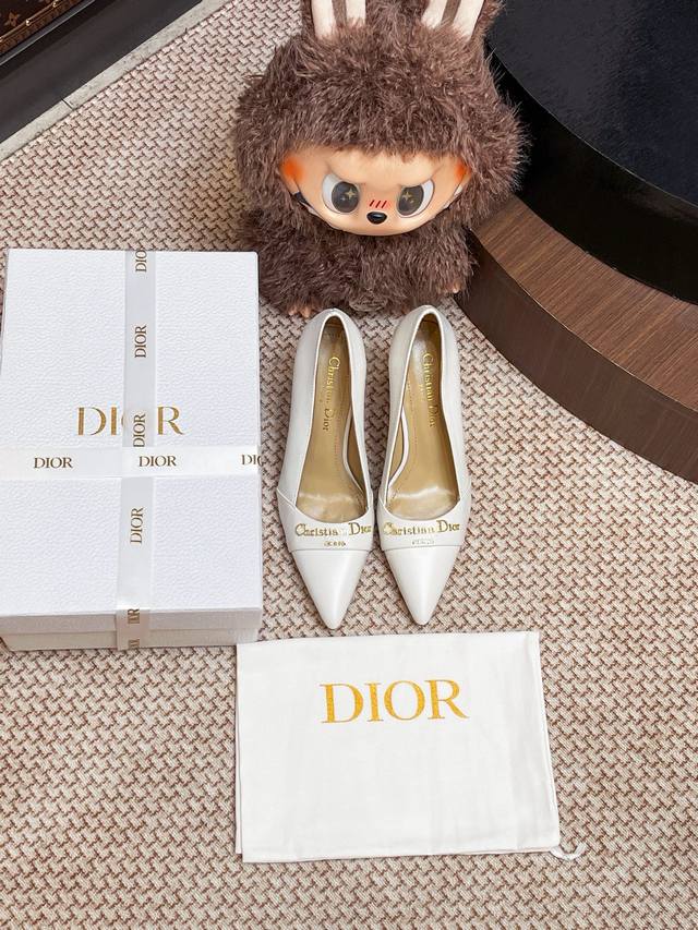 Dior high heels, the entire pair of shoes is sourced from ZP, developed and craf