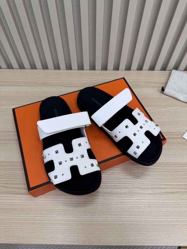 H's classic couple's rivet sandals from the Herm