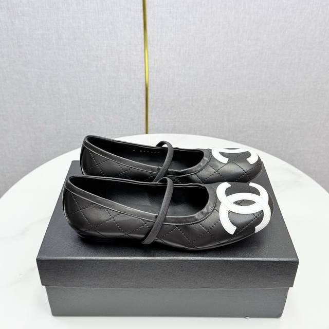 Chanel Vintage Kang Peng series single shoes are simple yet elegant, making your