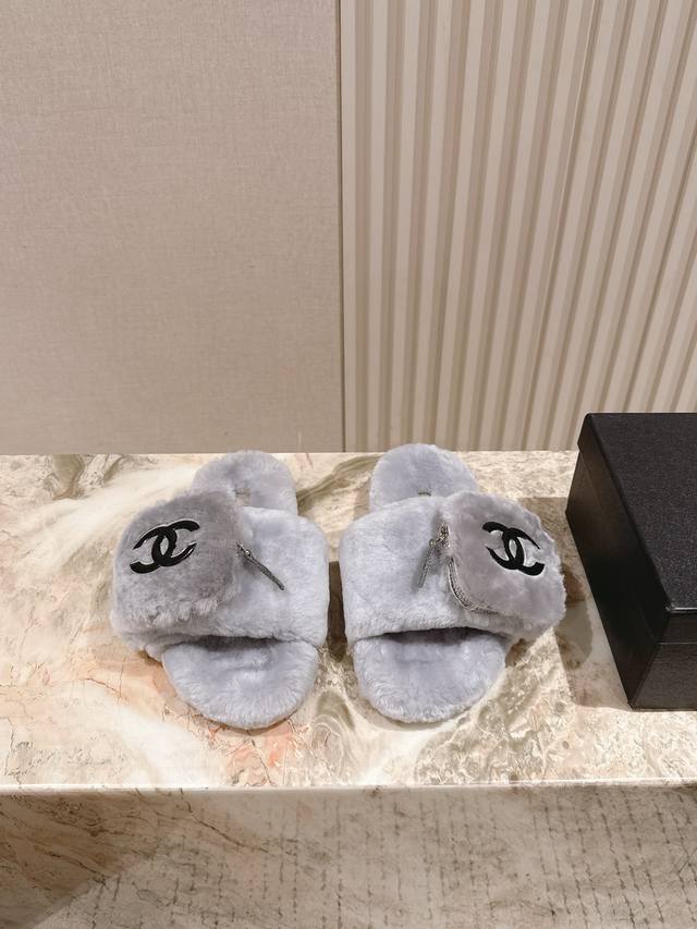 25 Early Fall classic rabbit fur slippers, I'm still willing to buy them once I