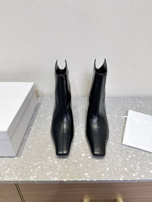 zipper Khaite niche fashion brand 25Ss new autumn and winter high-heeled zippere