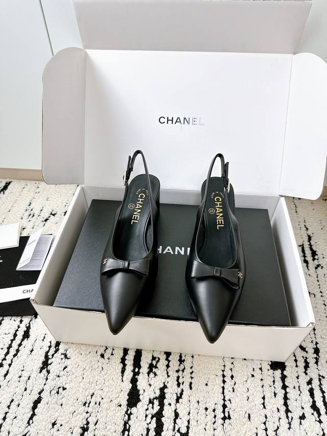 Aircraft Box + 10 **Chanel 25 A New Pointed-Toe Shoes | Premium quality, timeles
