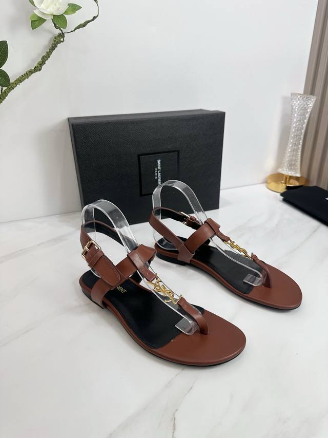 factory release: Saint Laurent 25Ss super-hot sandals, now available at the stor