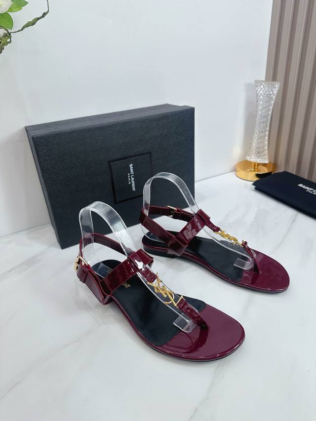 factory release: Saint Laurent 25Ss super-hot sandals, now available at the stor