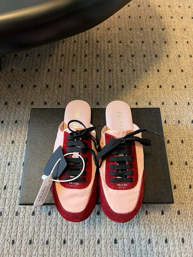 Purchasing-level Prad* Prada catwalk model, lightweight, thin-soled, new half-to