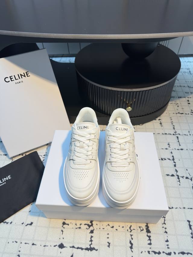 Celine classic spring and summer thick-soled height-increasing white shoes. Celi