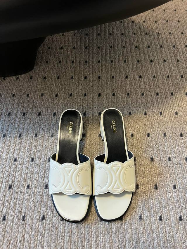 Celin* Early Spring/Summer New Arrival, Arc de Triomphe Roman Block-Heel Slipper