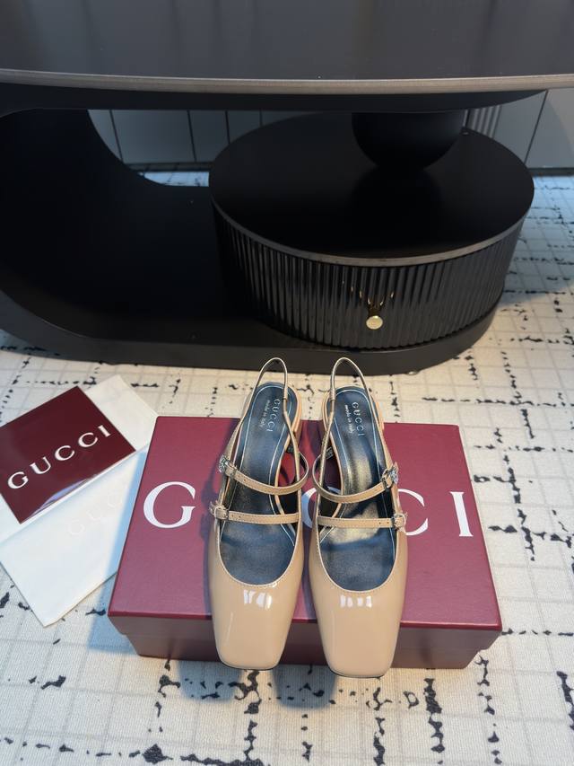 Gucci 2025 summer new buckle double G crystal diamond buckle thick heel sandals