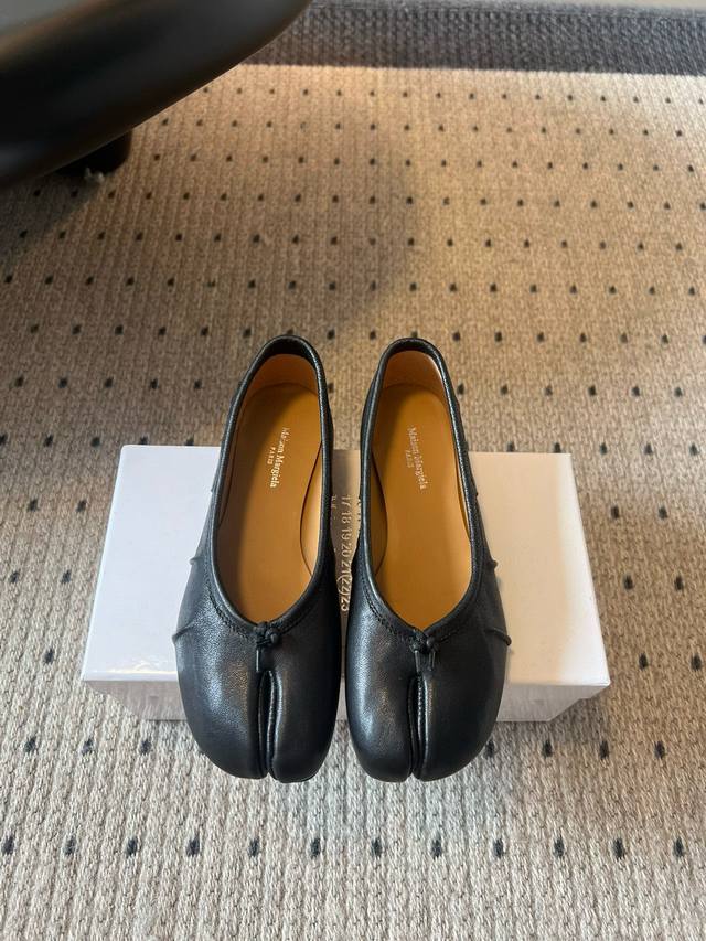 Maison Margiela | Mm6 Margiela 25Ss new split-toe ballet shoes. Original mold, d