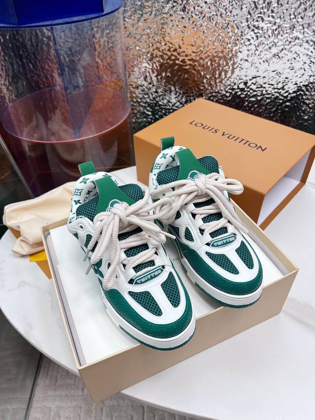 Top Edition: Lv Donkey L Skate series latest color Tariner sneakers, four-leaf c