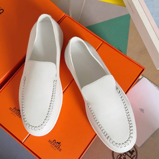 Top version: Women's and Men's 440 Hermes Julian series couple's loafers casual