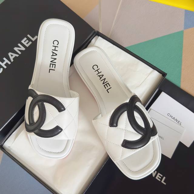 Purchasing level: Women's Chanel second-hand Kangpeng big C Logo wedge heel blac