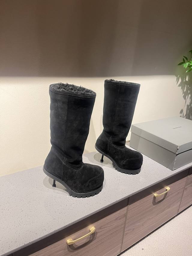 The highest version of the factory Balenciaga new large head high heel snow boot