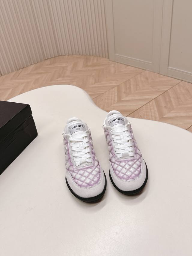 Chanel Chanel 2025 new style small Chanel style suede round toe diamond thick so