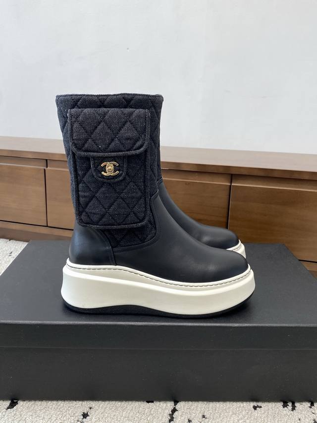 Chanel 2025S Autumn/Winter Collection Platform High Ankle Boots, both high and l