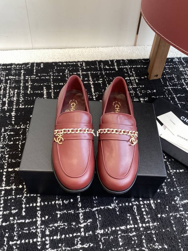 Purchasing-level half-slip 430 loafers Chanel 25Ss new Chanel chain buckle half-