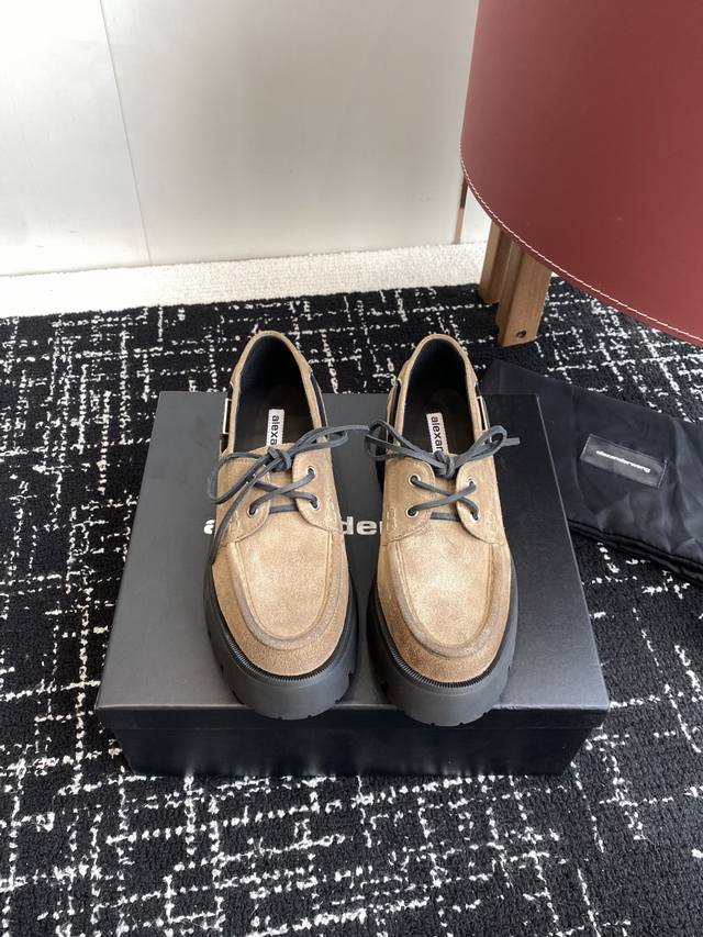 Purchasing-level Alexander Wang Aw Carter platform thick-soled loafers. This pai