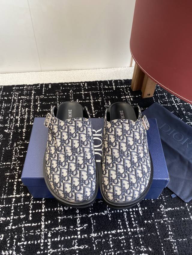 Dior 25Ss, the latest spring/summer men's ultra-light foam, wide-soled, closed-t
