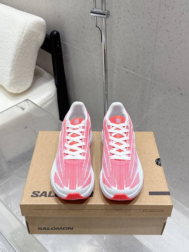 The top-tier Mm6 x Salomon Spectur, a collaboration between Maison Margiela and
