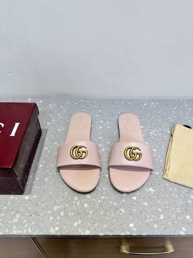 Gucci 25Ss Spring/Summer Horsebit Flat Slippers with Rubber and Leather Sole. Th