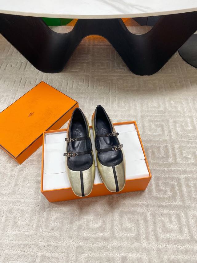 Factory Price: P Hermes' latest spring and summer Kelly buckle fashion shoes are