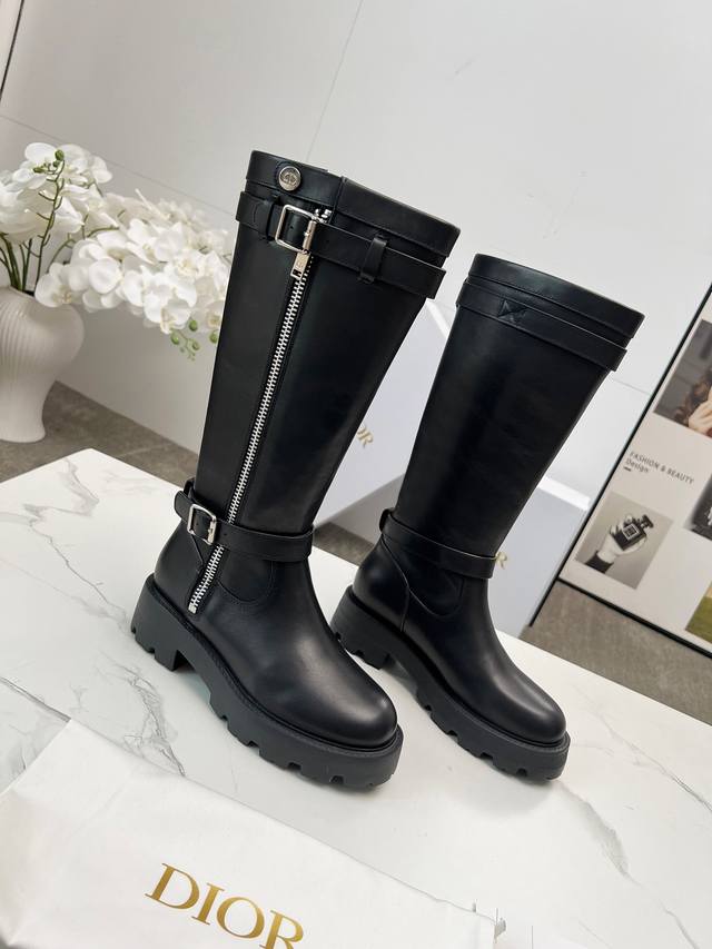 Dior 2025Ss retro British style brogue new knight boots, Xuan style, versatile a