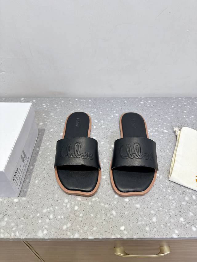 Chloe 25Ss Spring/Summer new square-toed flat slippers with rubber sole and genu