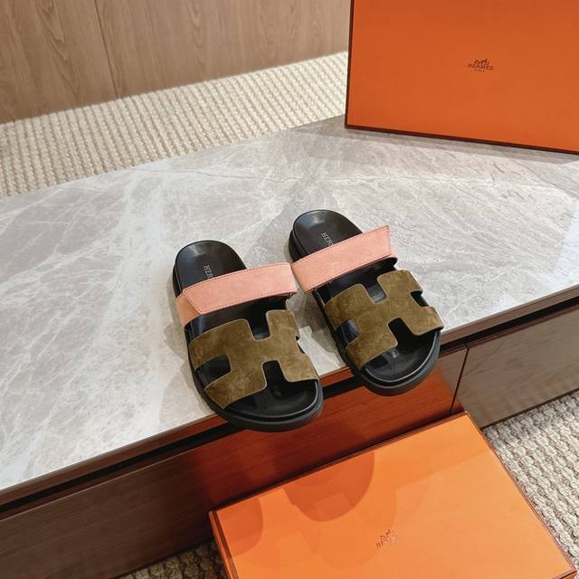 the fashionable look. Upper: imported mixed sheepskin. Nubuck leather Lining: im