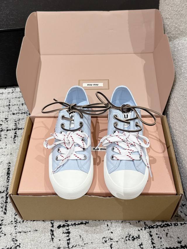 Miu Miu 25 washed denim canvas leather round-toe lace-up low-top canvas shoes, a