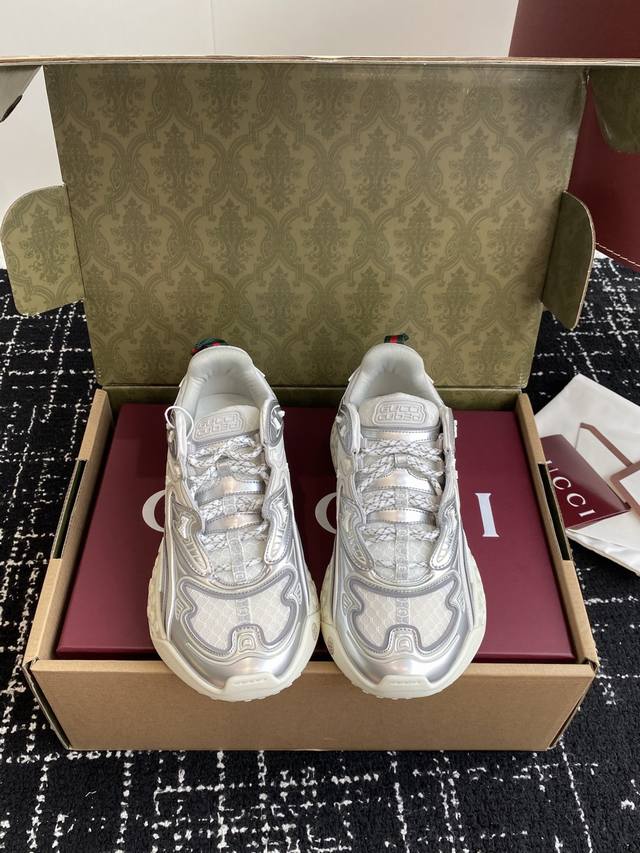 Shopping-level official website synchronized box packaging Gucci Gucci's latest