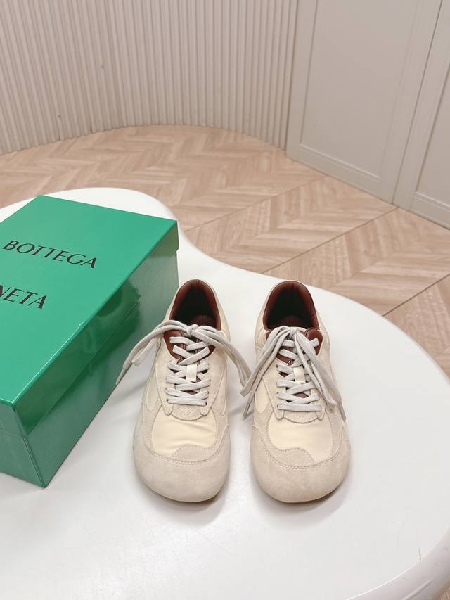 Bottega Veneta's hottest new sneakers and casual shoes, the same style worn by L