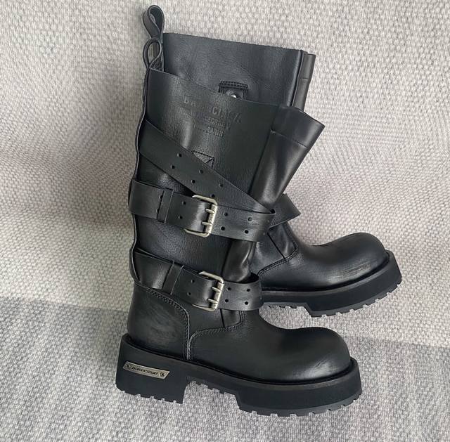 The highest version of the factory 12-inch Balencia G* * 25 autumn and winter di