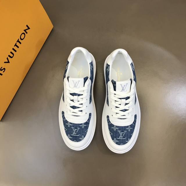 Ouis *Uitto* classic men's casual sneakers, made with imported canvas and top-gr