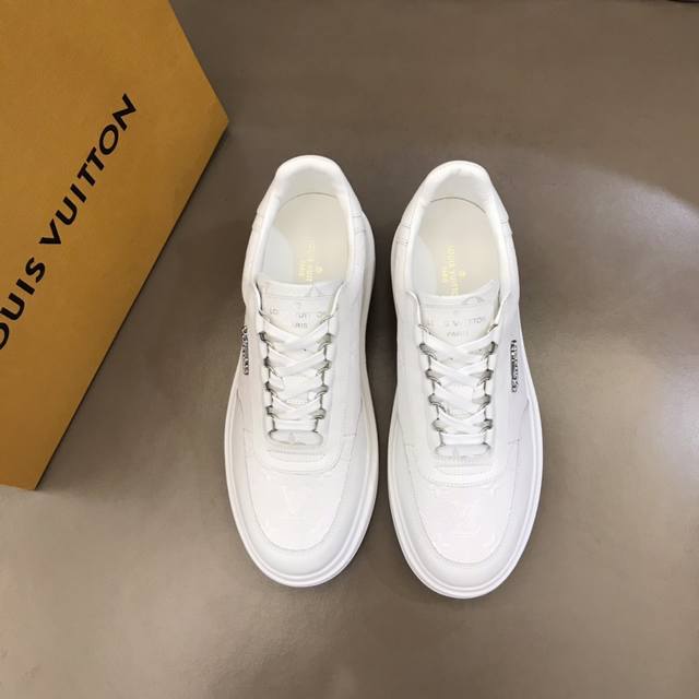 Ouis *Uitto* luxury men's casual sneakers, crafted from top-grain embossed cowhi