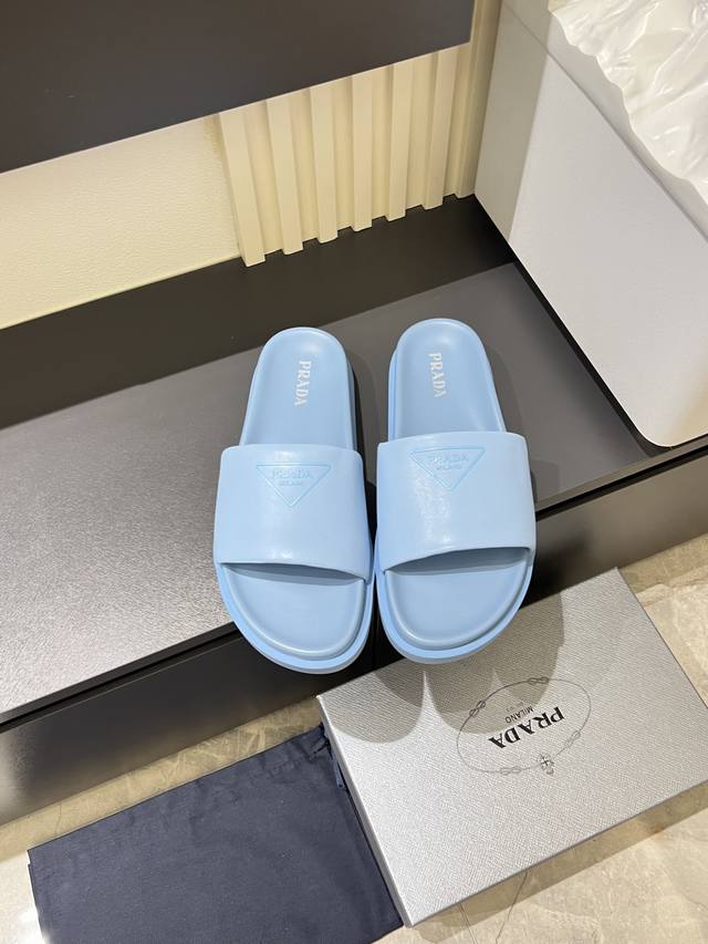 Prad* high-end luxury slippers, 1:1 high-end quality, casual and sunny, loose an