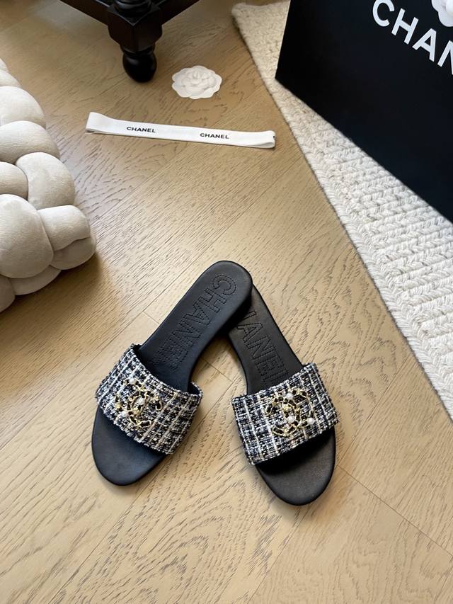 Chanel 25K new double C pearl slippers! Top-tier edition! Pre-sale! Nibu cowhide